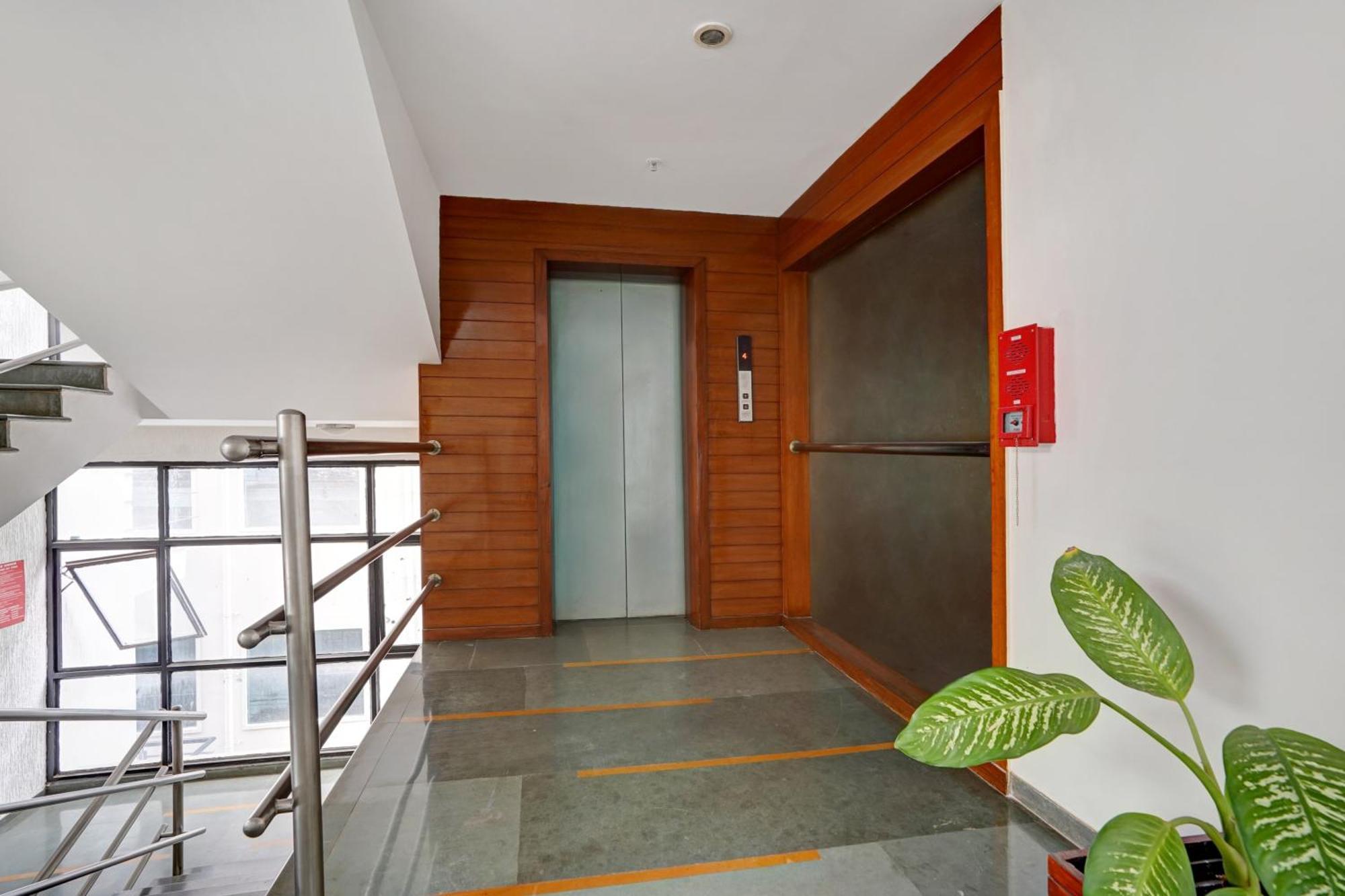 Astra Hotels & Suites - Marathalli Μπανγκαλόρ Εξωτερικό φωτογραφία